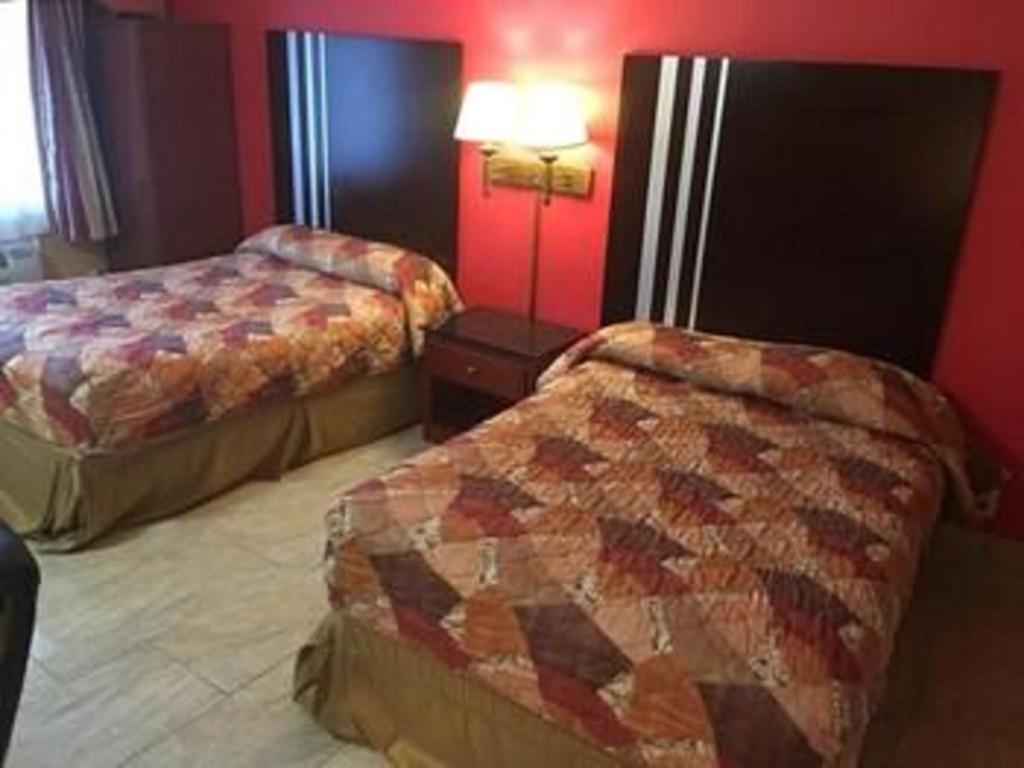 Travelodge By Wyndham Bay Shore Long Island Dış mekan fotoğraf